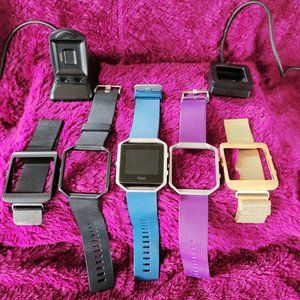 Fitbit BLAZE + 2 chargers + bands (slight wear on magnetic band clasps)